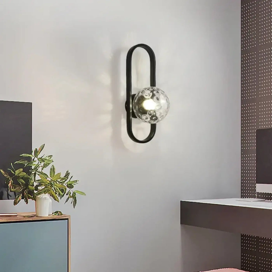 Applique murale design ovale avec globe blanc élégant