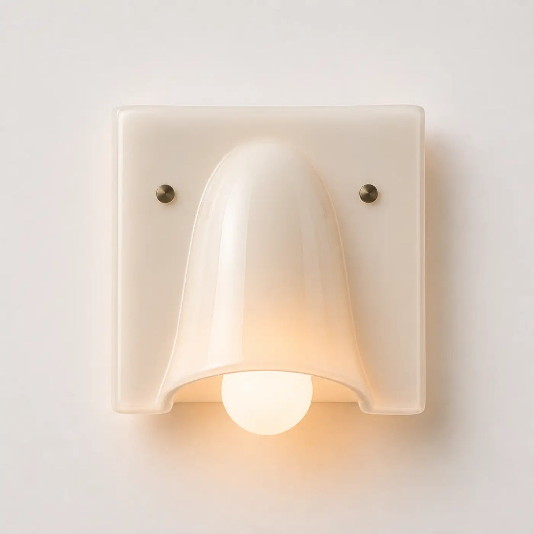Applique murale kavia en céramique crème avec écrou en laiton et verre sculpté à double sens