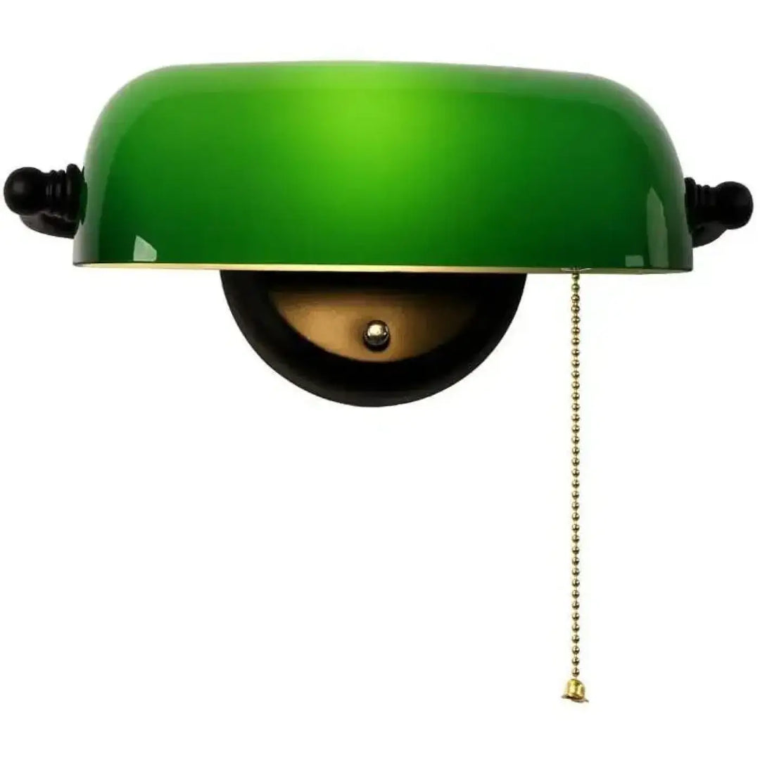Applique murale design en cuir verni vert avec accents noirs et chaîne en laiton pour un éclairage élégant