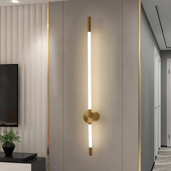 Applique Murale Dorée Avec Long Tube LED Design Contemporain
