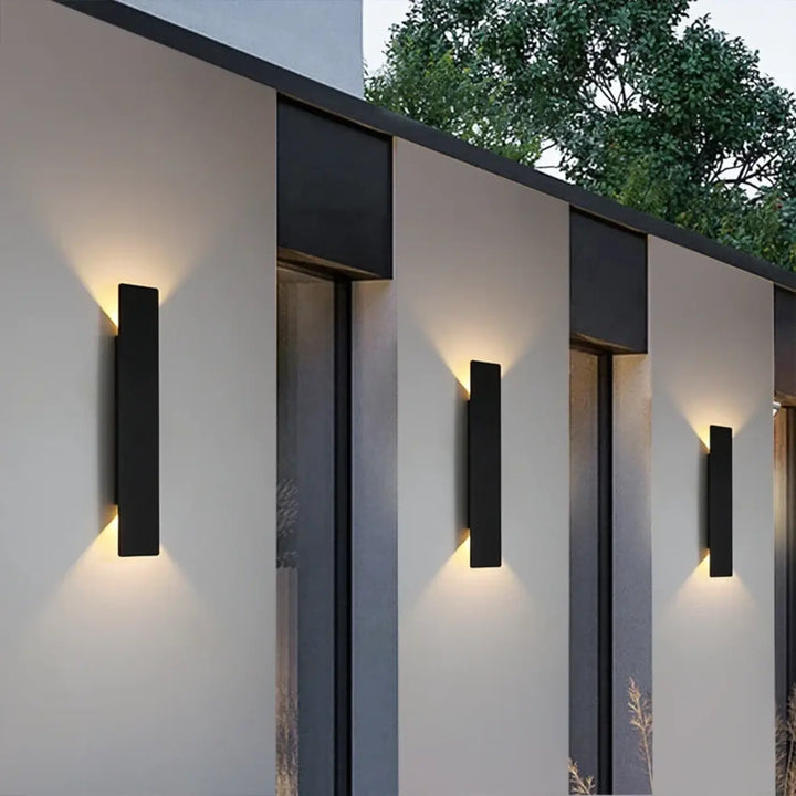 Applique Murale Extérieure Noir En Aluminium Au Design Fin