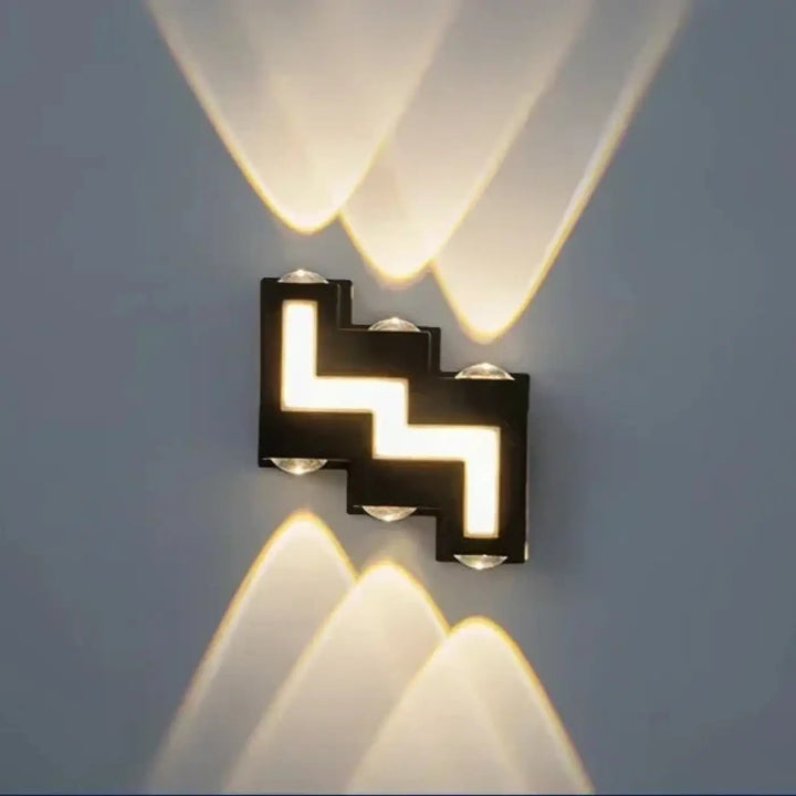 Applique Murale Extérieure En Zigzag Moderne Fait En Aluminium