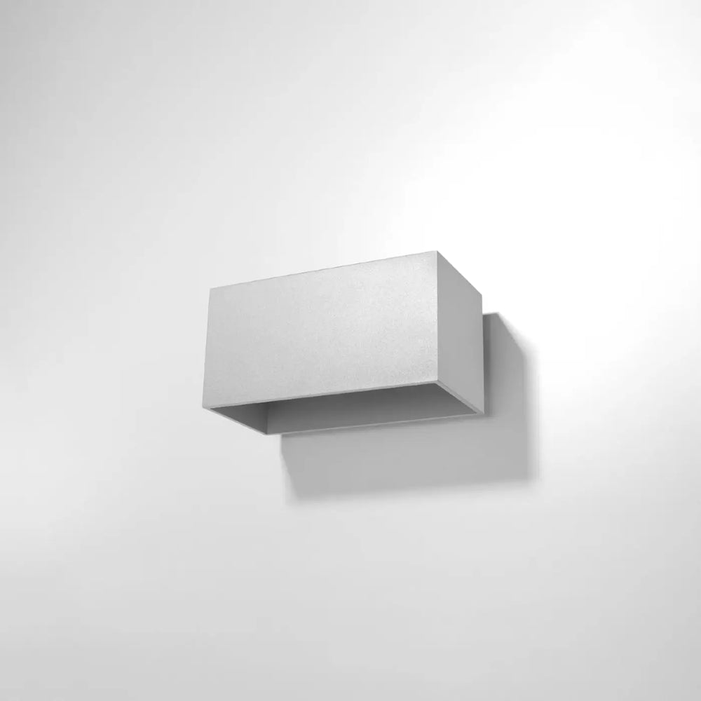 Applique murale quad maxi rectangulaire minimaliste finition mate blanche avec design moderne et bois naturel gris