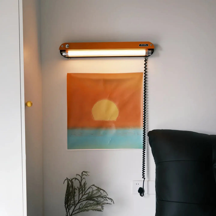 Applique murale industrielle en métal avec tube lumineux chic