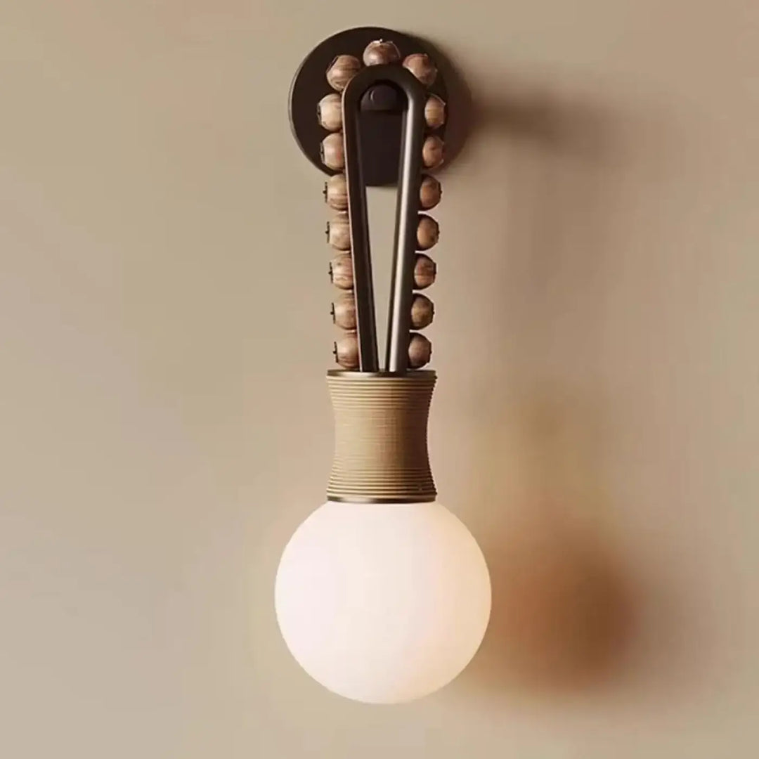 Applique murale en laiton avec globe en verre blanc design