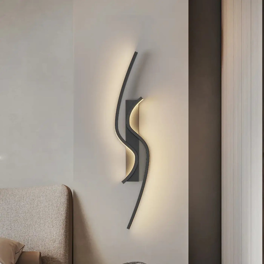 Applique murale LED avec deux barres courbées comme une vague

