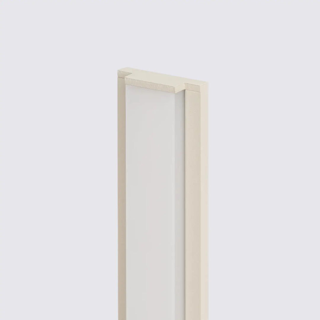 Applique murale lahti 70 beige avec module led intégré et boîtier allongé à panneau en verre dépoli