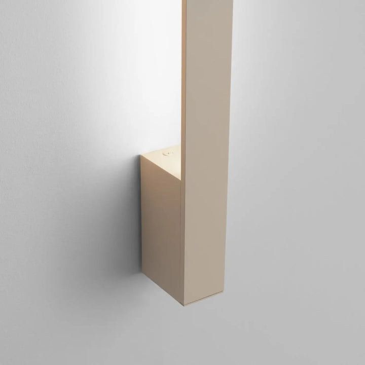 Applique murale sappo 120 led beige avec design minimaliste disponible en six variantes dont vert olive