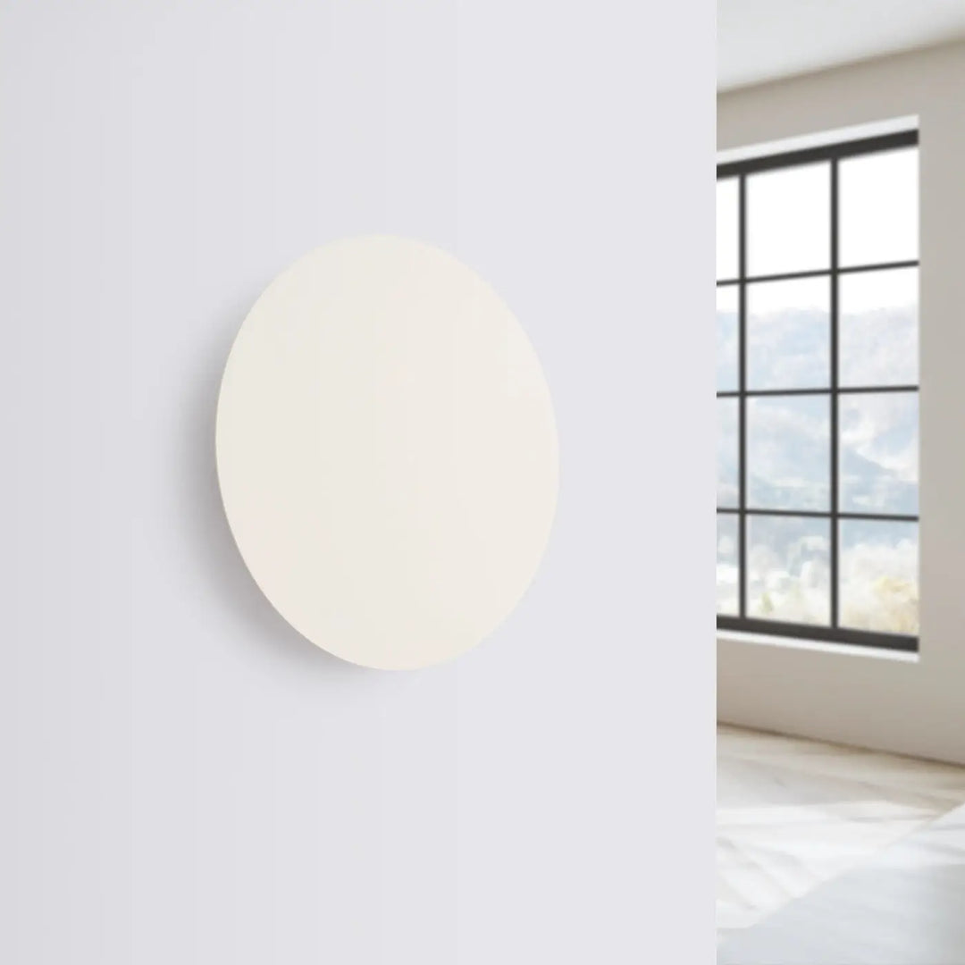 Applique murale borgen beige off-white avec finition mate lisse fait partie des appliques murales modernes