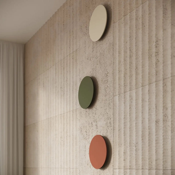 Applique murale borgen 3000k beige avec trois motifs circulaires minimalistes en tons crème, olive et terre cuite dans la collection borgen comprend appliques murales modernes