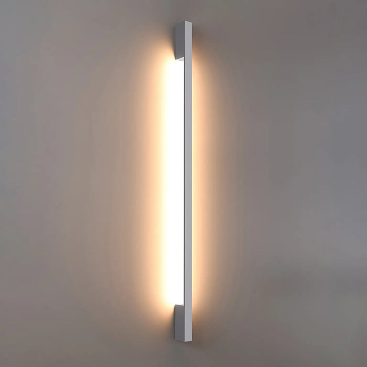 Applique murale sappo l 3000k en blanc avec boîtier allongé et module led pour luminaire lahti moderne et minimaliste