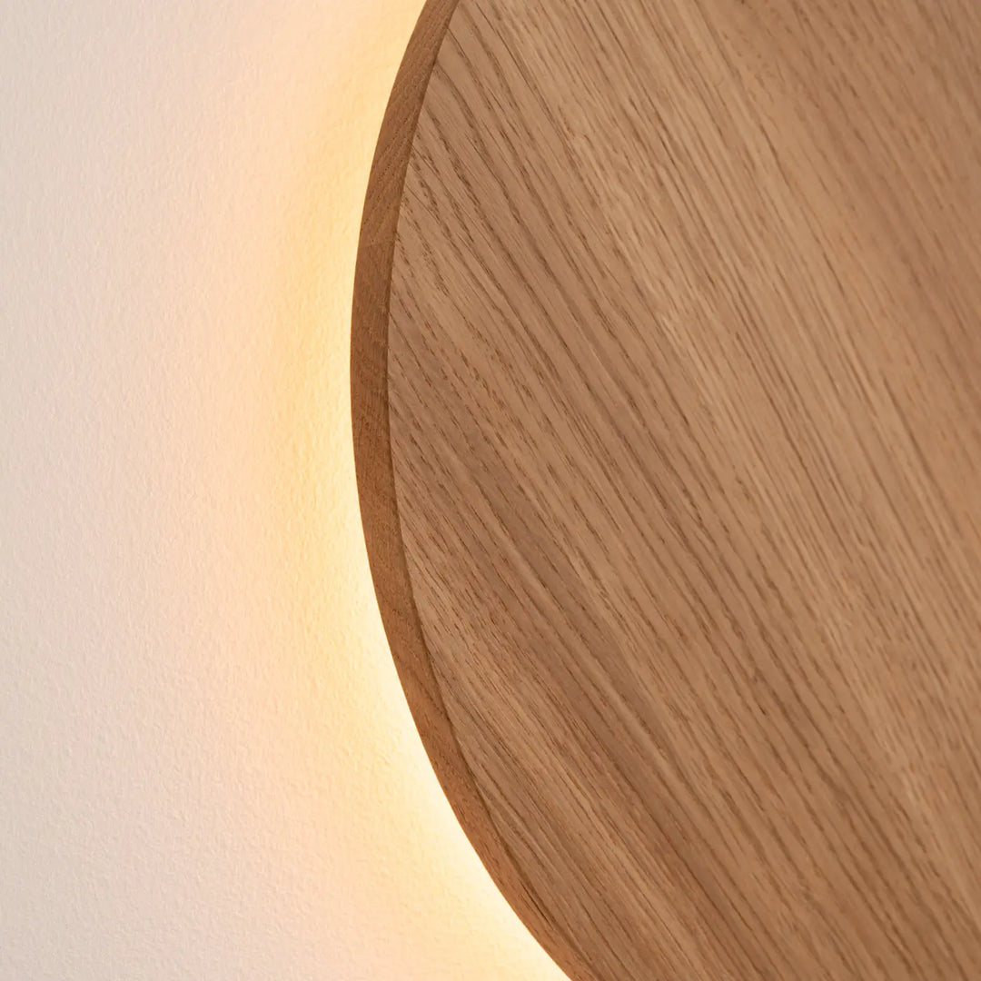 Applique murale borgen 3000k en bois clair circulaire avec finition lisse visible grain idéale pour appliques murales modernes