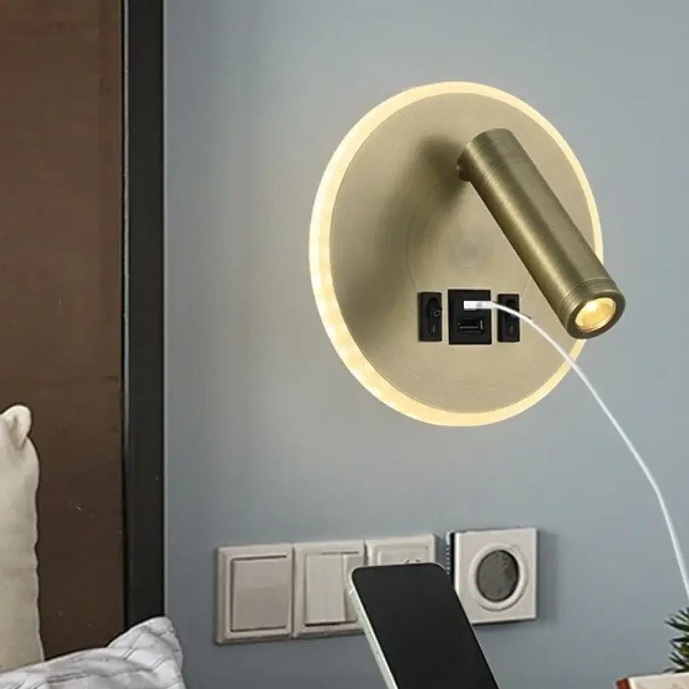 Applique murale led en laiton finition circulaire avec spot orientable et ports usb intégrés design moderne velente