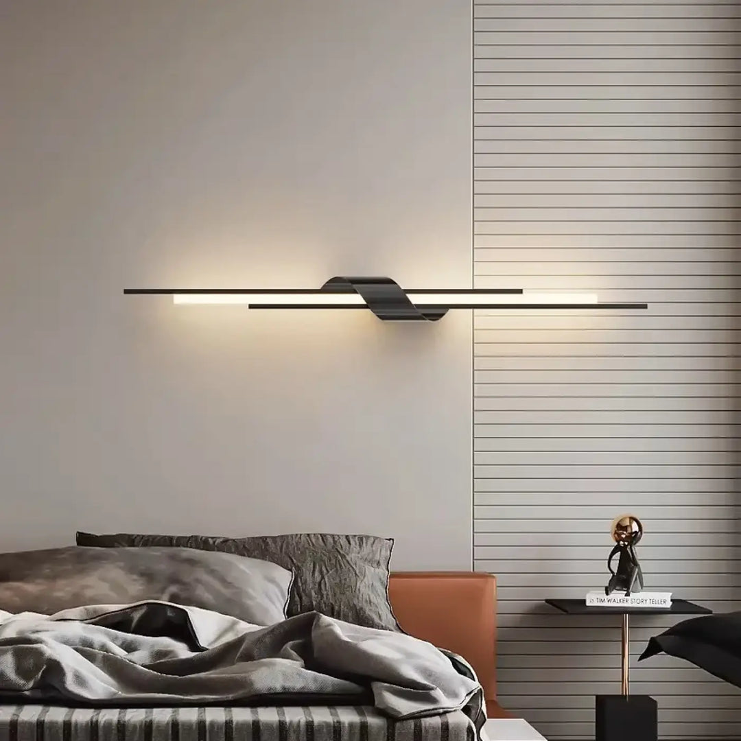Applique murale led noire en métal moderne avec design torsadé et éclairage led chaud modèle stairy murale led