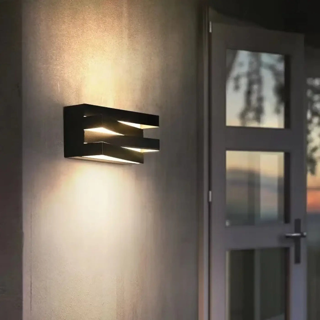 Applique Murale LED Design Moderne Noire Ou Blanche Graphique