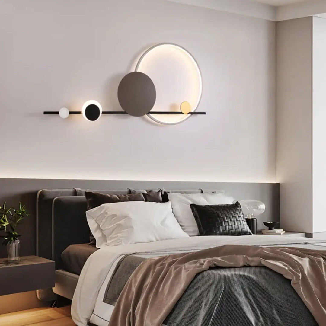 Applique Murale LED Au Design Original Avec Des Cercles Suspendus