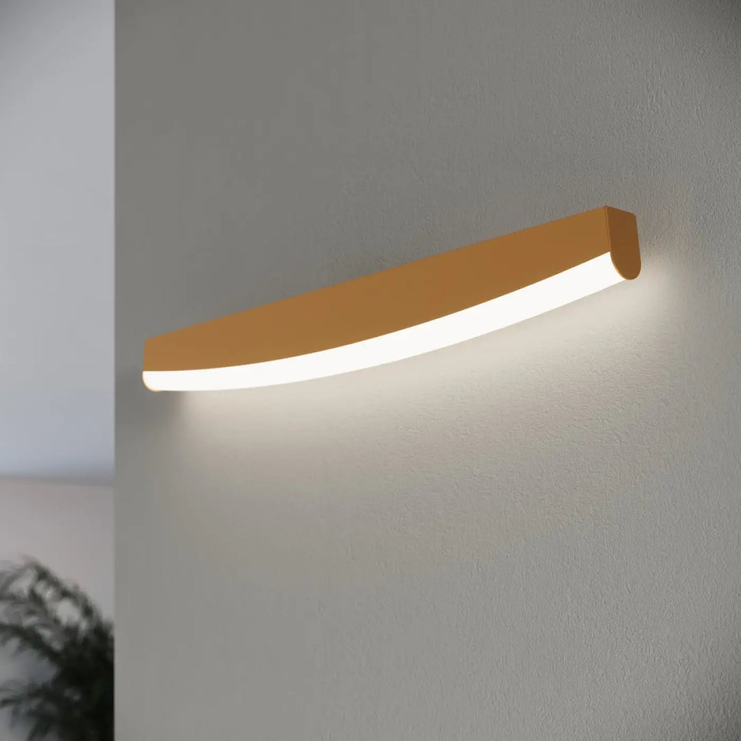 Applique murale jorun or luminaire à led avec finition dorée et éclairage doux 3000k pour couleurs d’éclairage chaleureuses
