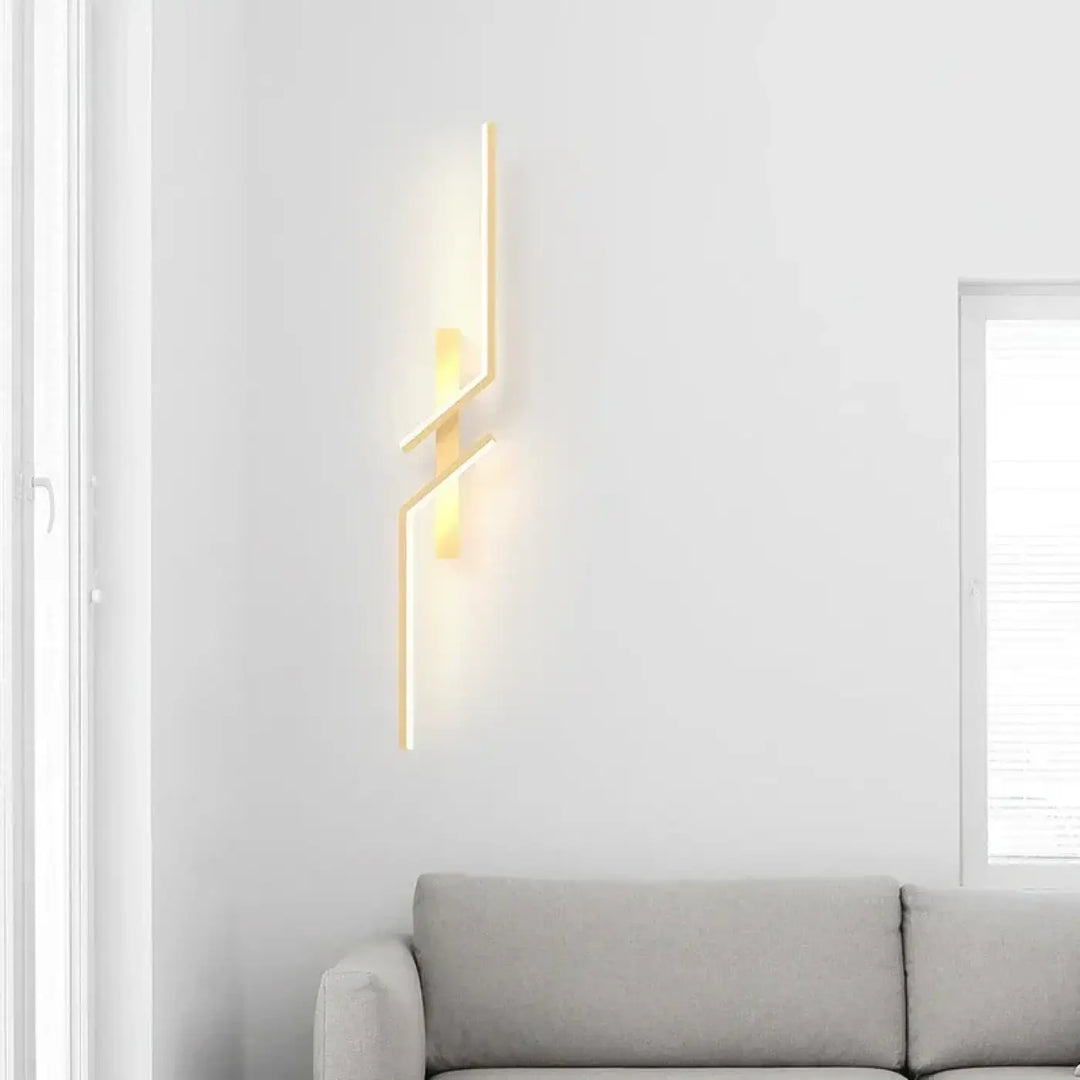 Applique Murale LED Dorée Au Design Courbé Moderne