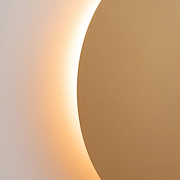 Applique murale borgen 3000k doré, conçue en métal avec design minimaliste, idéale parmi les appliques murales modernes