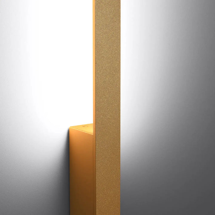 Applique murale lahti s 4000k doré avec module led et design moderne offrant des solutions imprévisibles