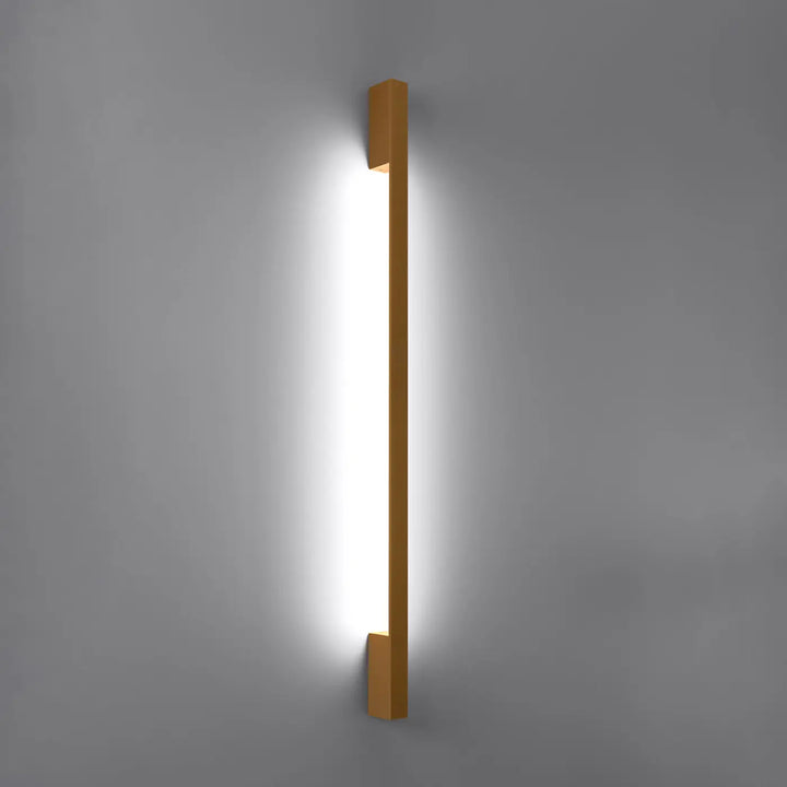 Applique murale dorée sappo m 4000k avec module led et boîtier étroit pour un lampadaire lahti design minimaliste
