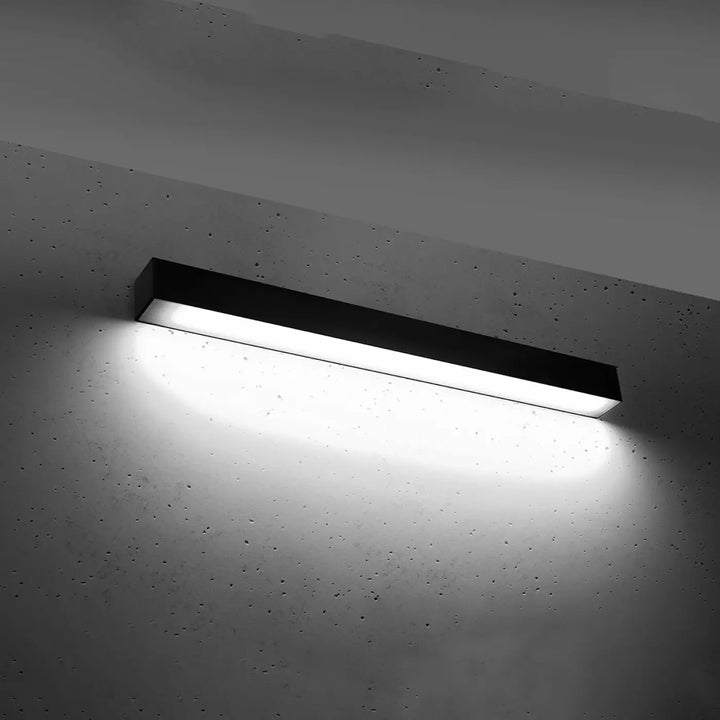 Applique murale noire rectangulaire led avec module led intégré collection pinne et paramètres d’éclairage 4000k