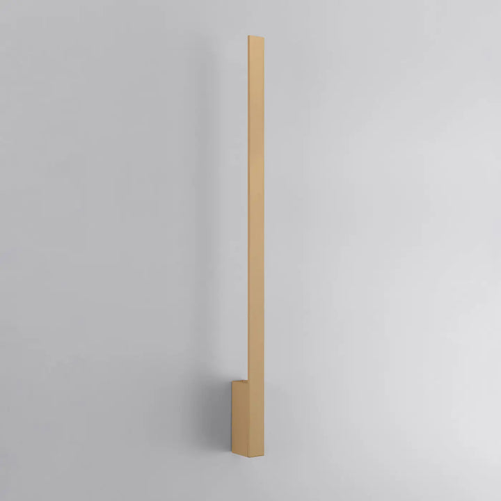 Applique murale lahti l 3000k doré avec module led et design minimaliste offrant des solutions imprévisibles