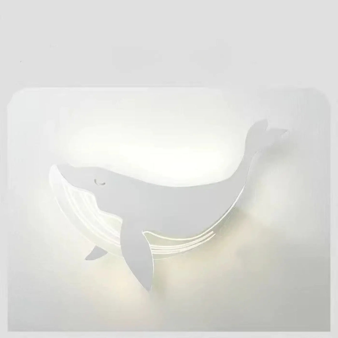 Applique murale moby en forme de baleine blanche avec lumière tamisée et design minimaliste murale led ludique