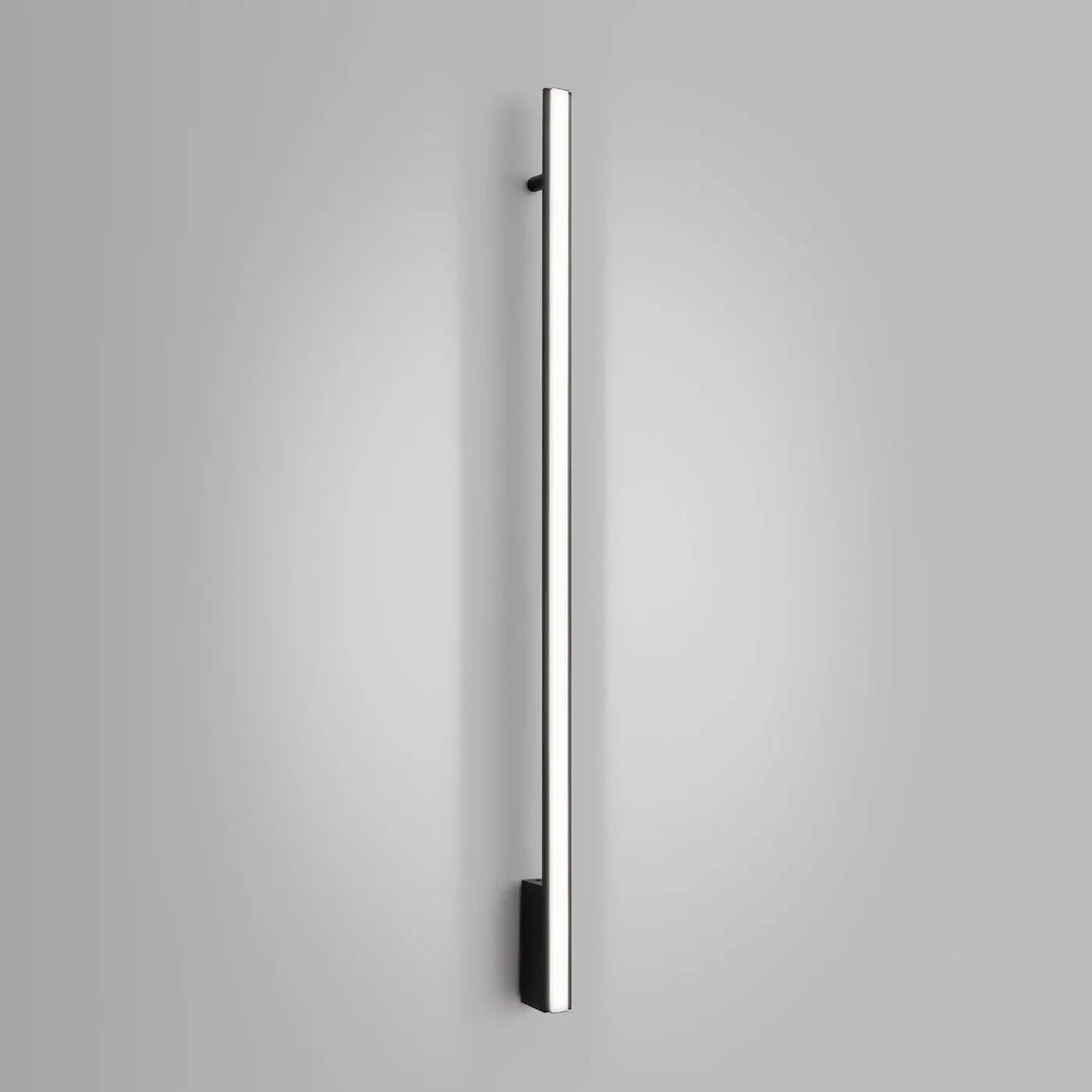 Applique murale lagom 120 4000k en chrome avec fixation noire design minimaliste et excellente finition collection lagom allie