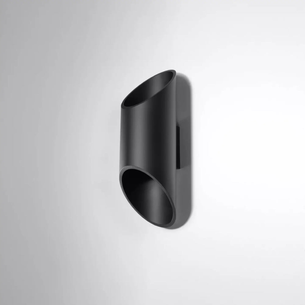 Applique murale penne 30 noir en finition mate avec design cylindrique moderne idéale pour l’ampoule led versions classiques