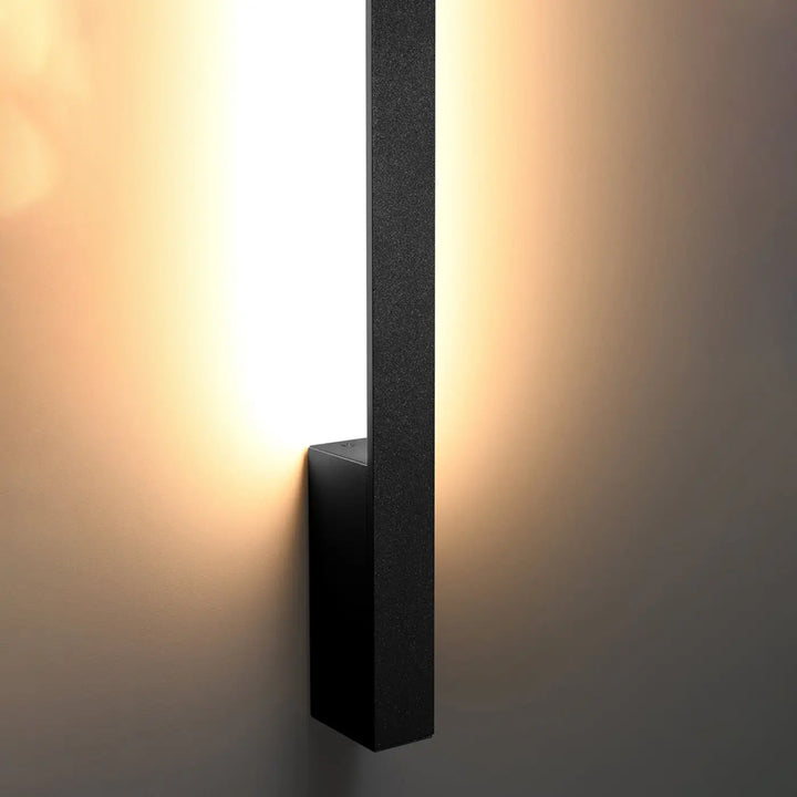 Applique murale sapo m 3000k noir avec module led et lumière chaude verticale idéale pour solutions imprévisibles