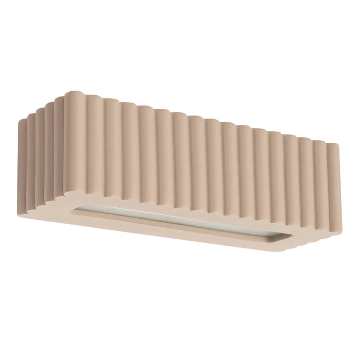 Applique murale rigata en céramique taupe avec design beige côtelé moderne et fonctionnalité élégante pour cheminée