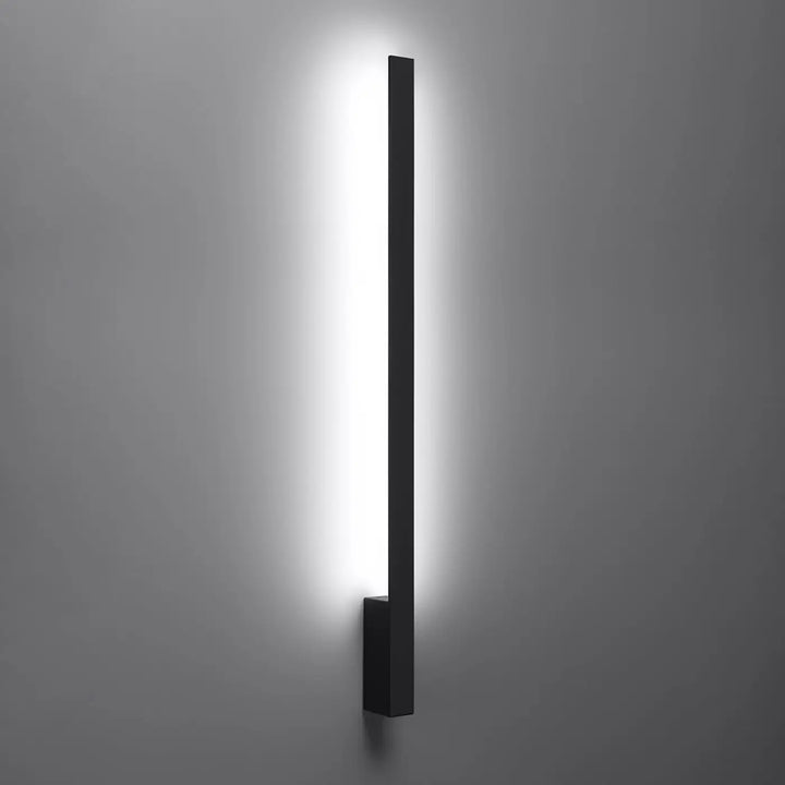 Applique murale lahti l 4000k noir avec boîtier étroit effet led pour solutions imprévisibles d’éclairage doux