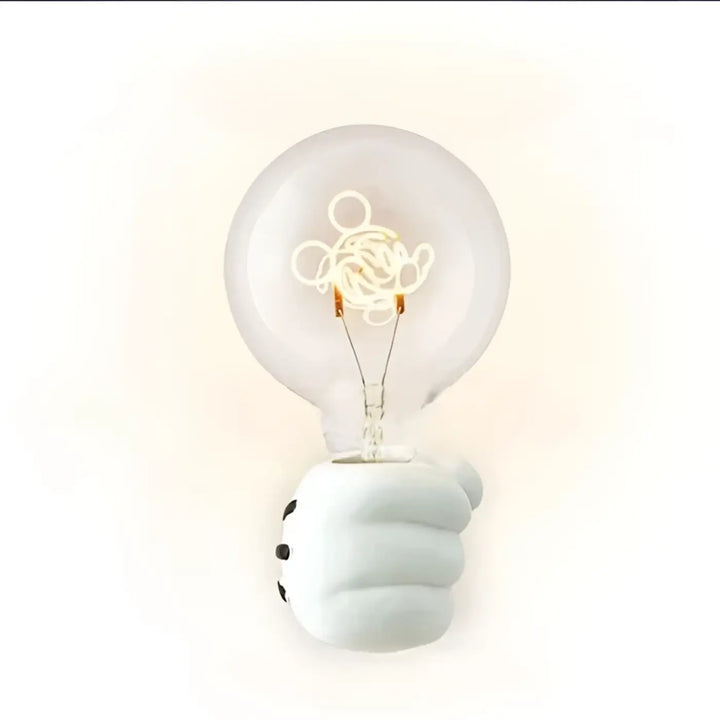 Applique murale ludique en céramique blanche en forme de main tenant une ampoule filament pour chambre d’enfant