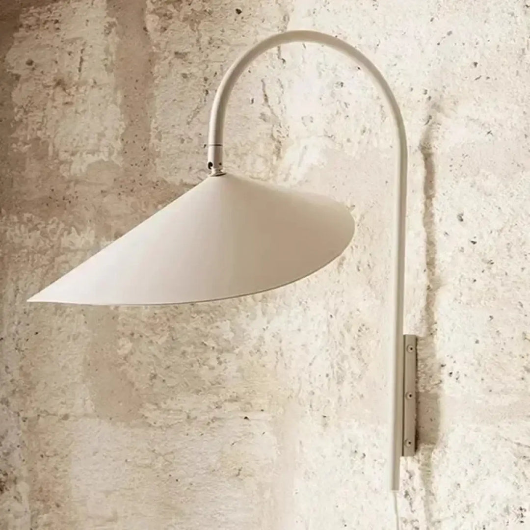 Applique murale minimaliste à bras courbé en beige ou noir