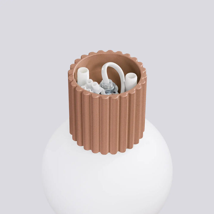 Applique murale halo moka avec douille matte terracotta cannelée et câblage blanc pour bureau décorative lampe halo