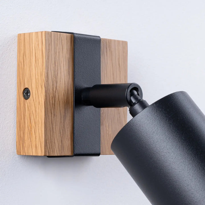 Applique murale fager 1 noir avec boîtier moderne en bois et métal, lampe directionnelle fager à abat-jours orientables