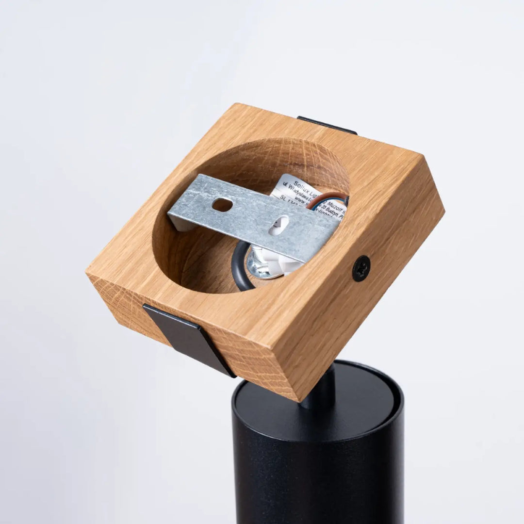 Applique murale fager 1 noire avec boîtier moderne en bois, bracket metal noir et abat-jours orientables led visible