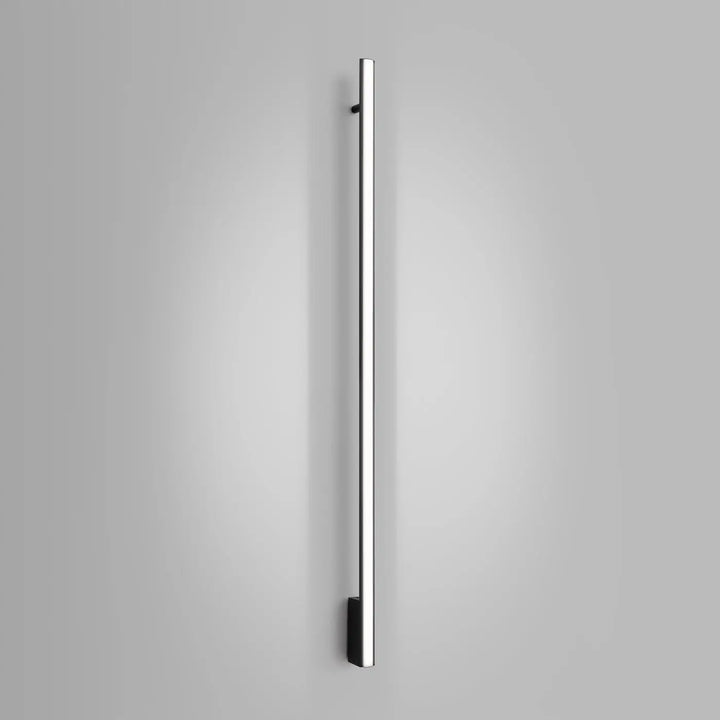 Applique murale lagom 150 4000k noir en chrome avec plaques de montage noires, idéale pour plafonniers linéaires et lumière chaude