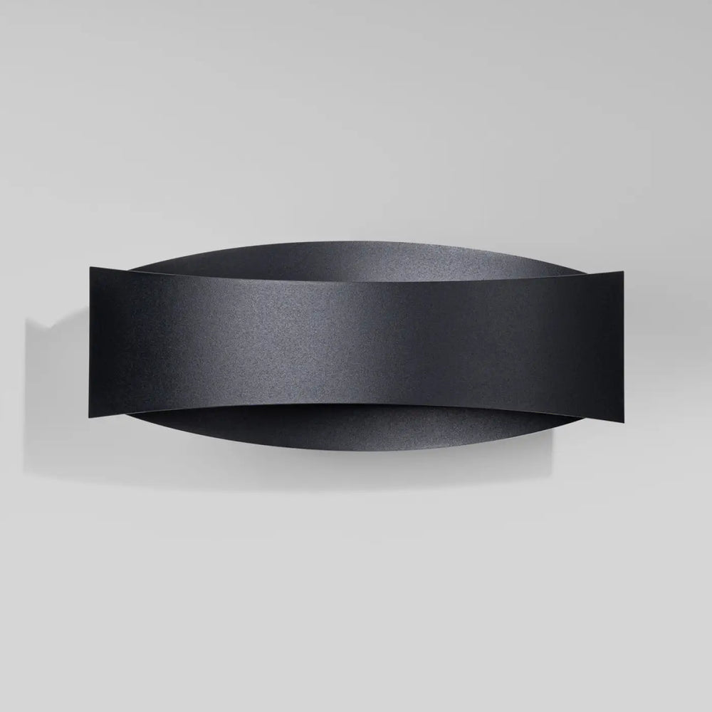 Applique murale l’applique toni noir avec finition mate et design moderne ornement subtil en couleurs classiques