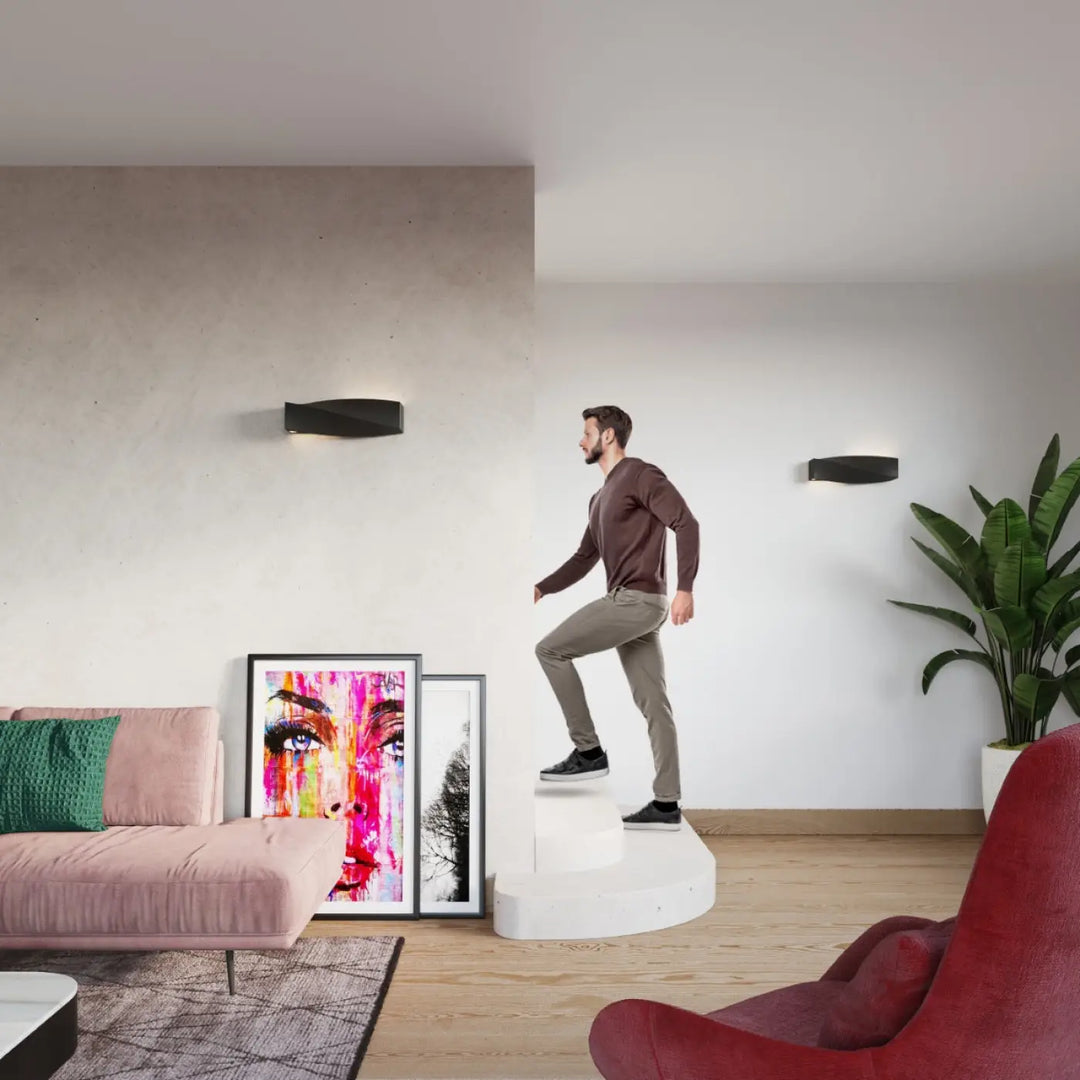 Applique murale sigma noir en céramique moderne avec un design angulaire et élégant pour intérieur contemporain