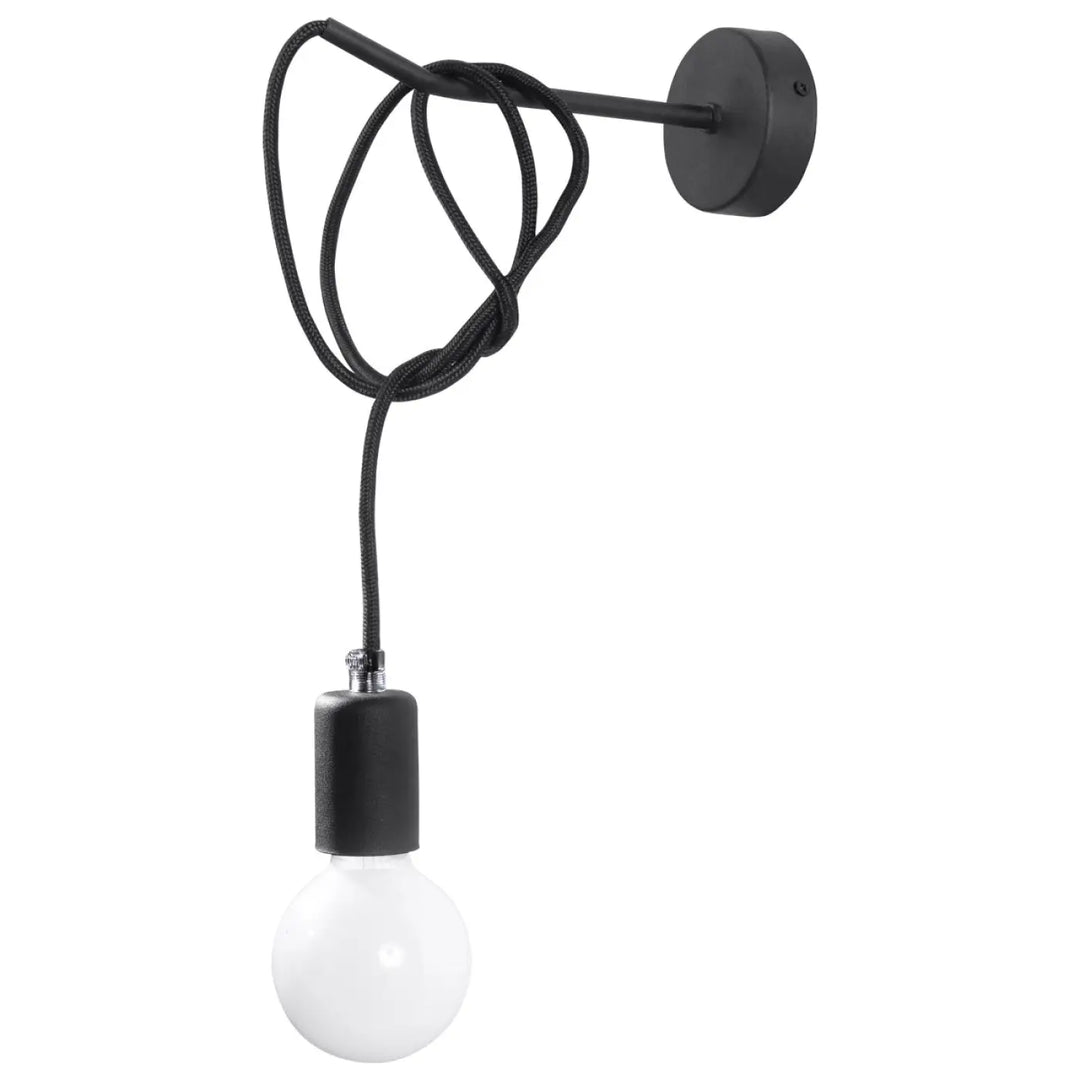 Applique murale edison noir avec bras métallique mat, cordon tressé noir et ampoule en verre dépoli rend hommage aux meilleures traditions minimalistes