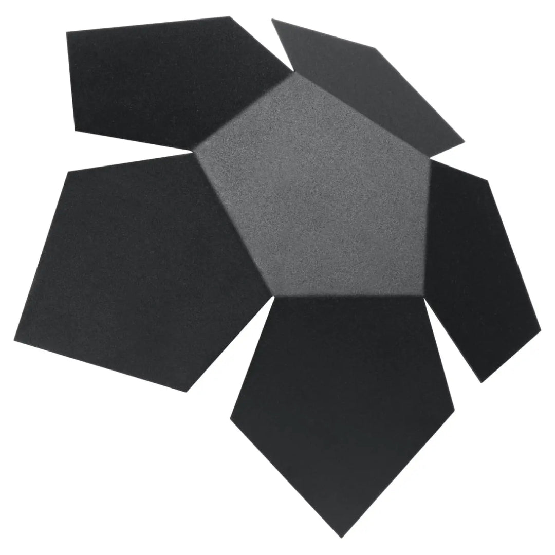 Applique murale penta noir en mousse hexagonale avec centre texturé gris pour un classique kinkiet particulièrement do nowoczesnych