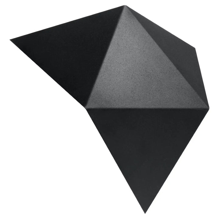 Applique murale solido noire avec design original géométrique facetté pour une applique intemporelle moderne