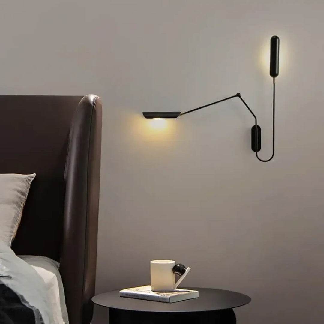 Applique Murale Noire Orientable à Bras Long Élégante
