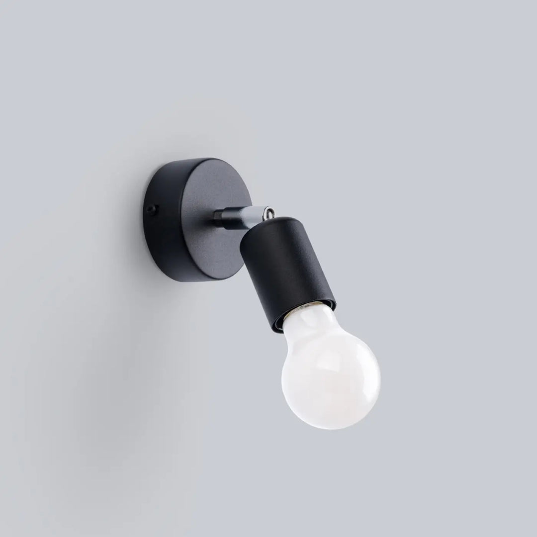 Applique murale fornes 1 noir avec spot orientable à finition mate et ampoule visible de la gamme fornes lampes murales