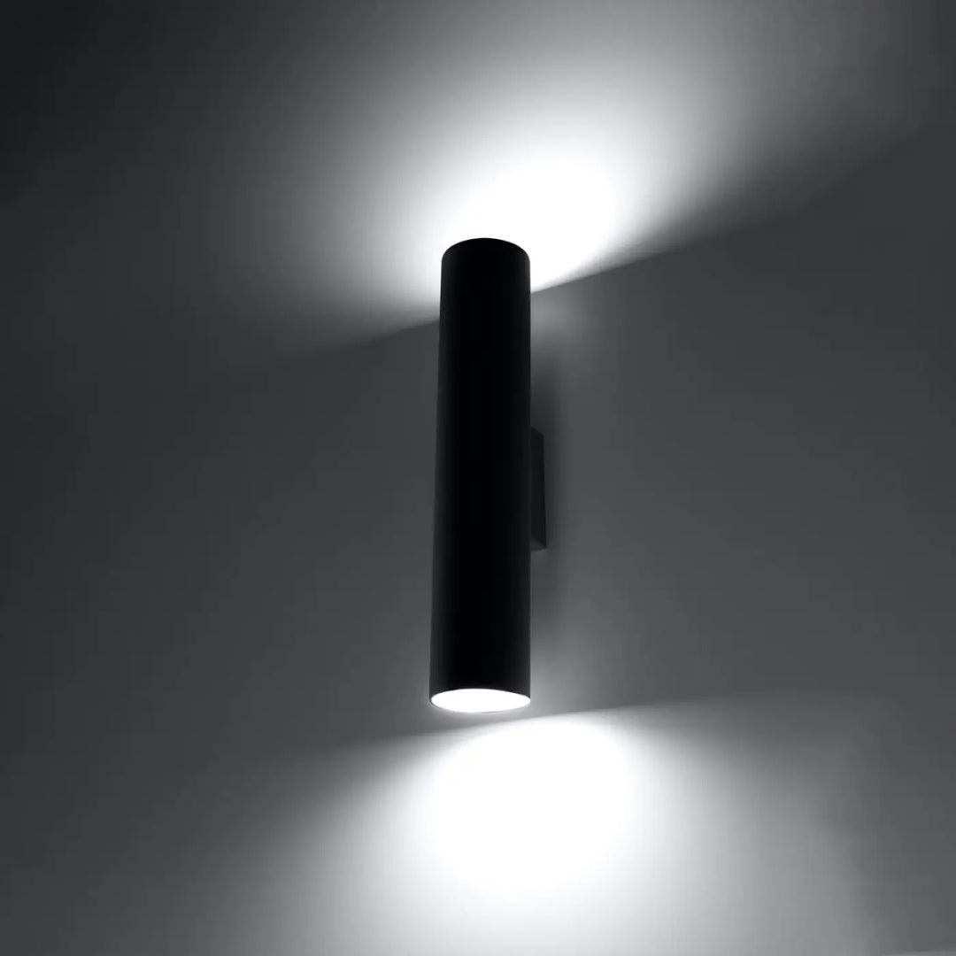 Applique lagos noire en métal avec design moderne émettant une lumière chaude en haut et en bas pour décoration moderne