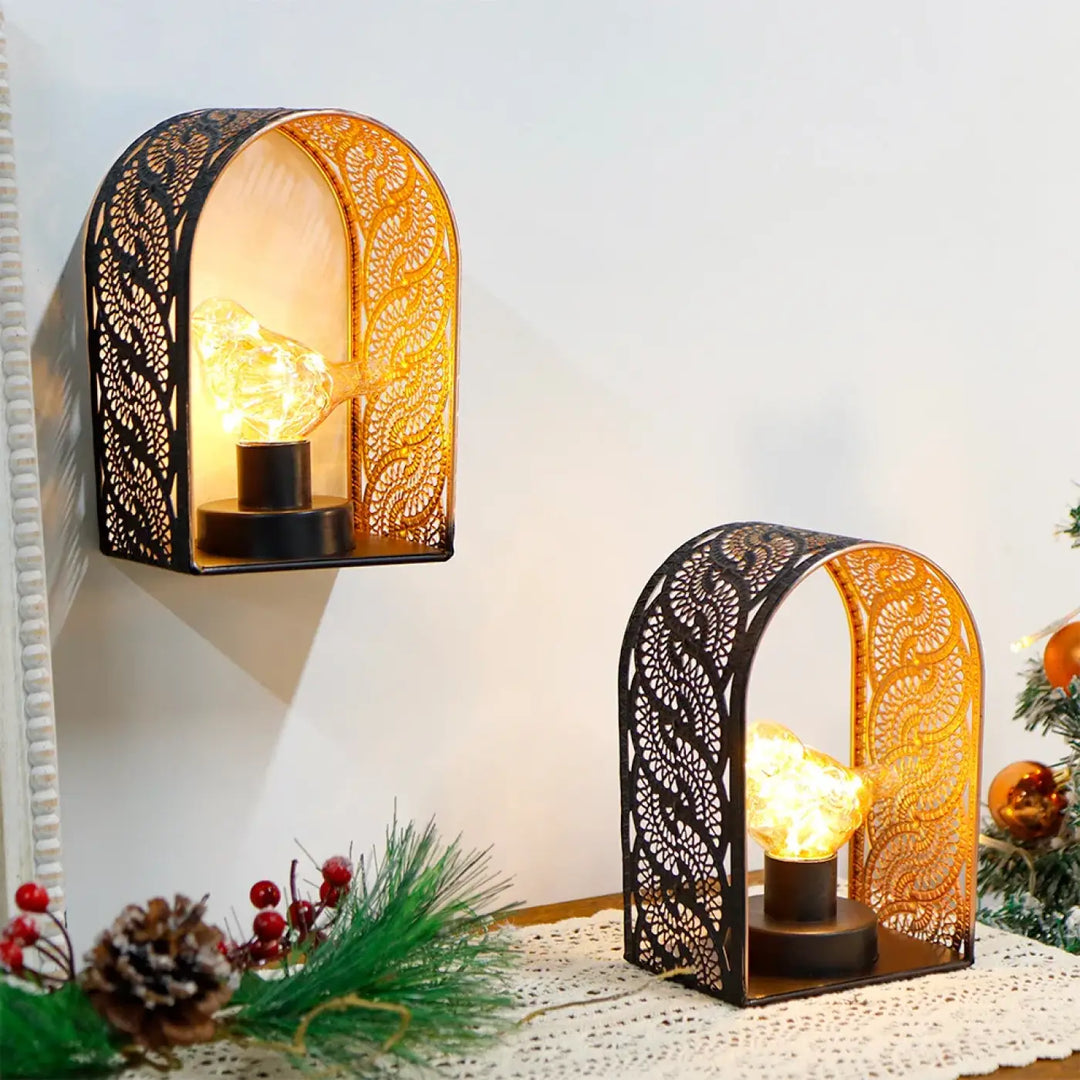 Applique murale orientale noire en métal avec motifs ajourés et ampoule led chaleureuse intégrée arabeska