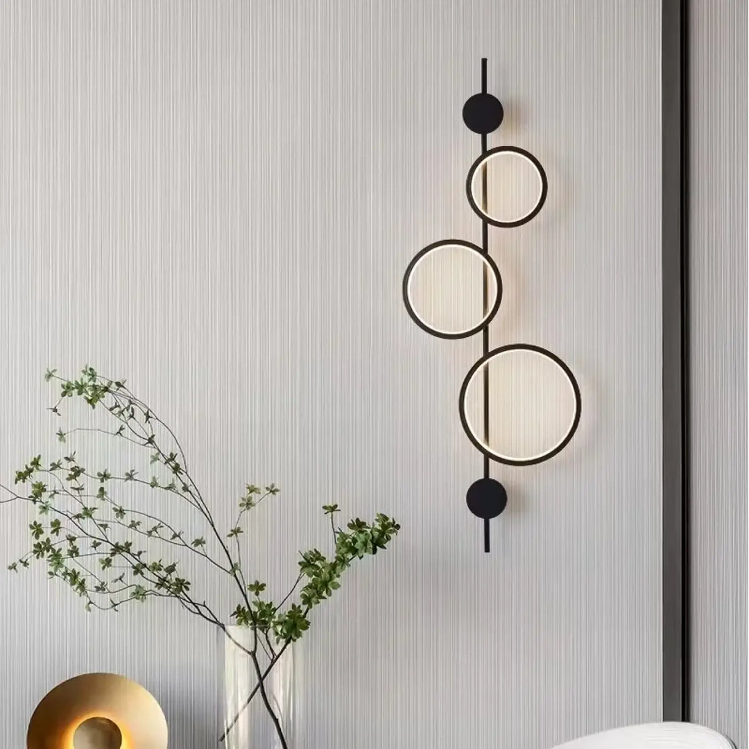 Applique Murale Originale Noir Ou Grise Avec 3 Cercles En LED Élégante
