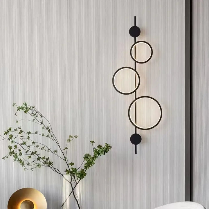Applique Murale Originale Noir Ou Grise Avec 3 Cercles En LED Élégante